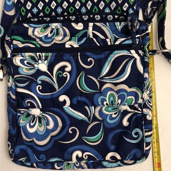 Vera Bradley Mosaic (retired) Print Messenger Crossbody - Picture 8 of 9